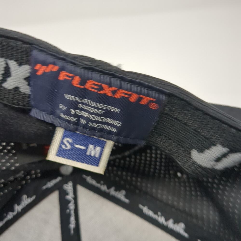 Travis Mathew Flexfit Fitted Hat Solid Black Medi… - image 8